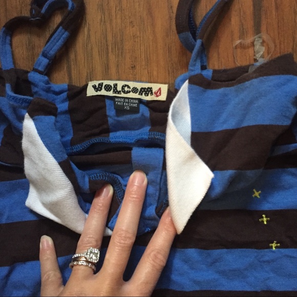 Vintage Volcom striped tank - Picture 4 of 4